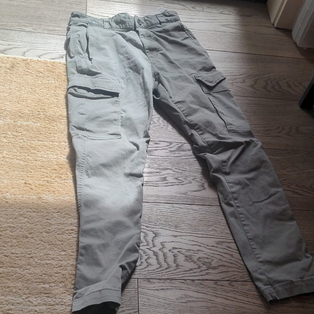 ZARA mens Khaki cargo pants size 29